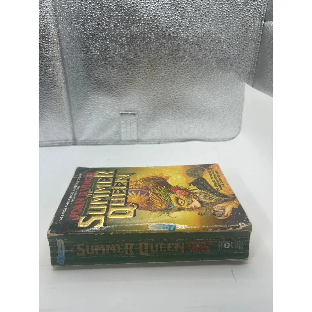 The Summer Queen Joan D‎ Vinge Science Fiction Paperback Book